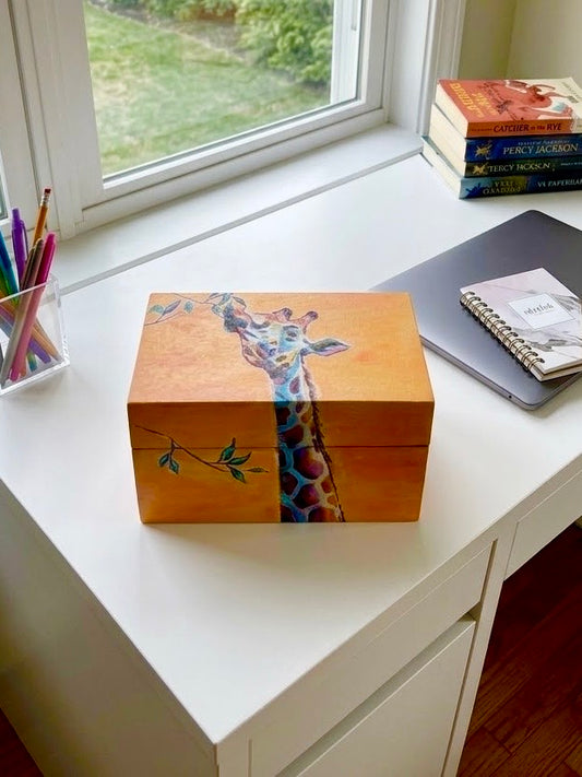 Giraffe Box